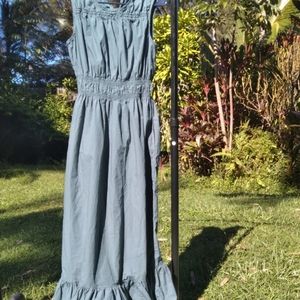 A NEW DAY Long Flowy Green Dress Ruffled Bottom